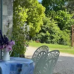 Apartament Entire With Swimming Pool Near Aubeterre