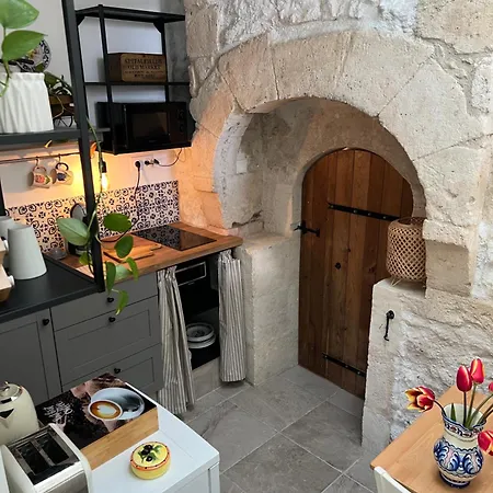 Entire With Swimming Pool Near Aubeterre * Saint-Romain (Charente)