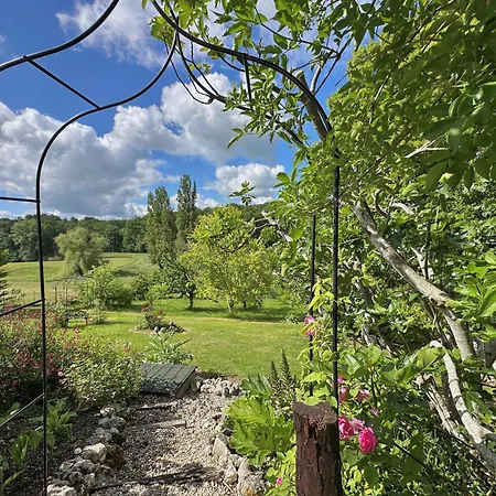 Entire With Swimming Pool Near Aubeterre Apartament Saint-Romain (Charente)